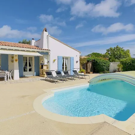 De Plain Pied Avec Jardin Paysager Et Piscine Willa *