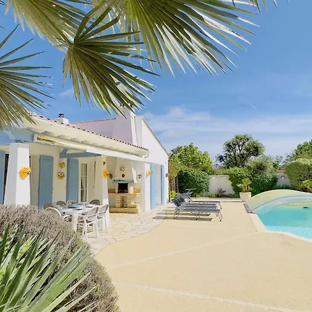 De Plain Pied Avec Jardin Paysager Et Piscine Ars-en-Ré
