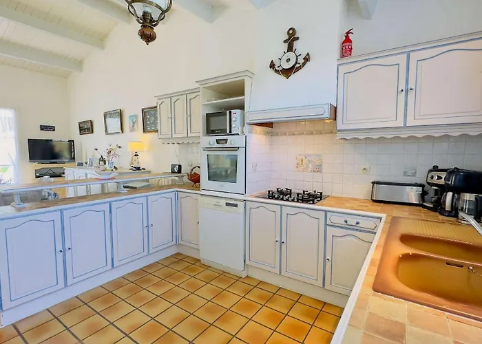 De Plain Pied Avec Jardin Paysager Et Piscine Villa Ars-en-Ré